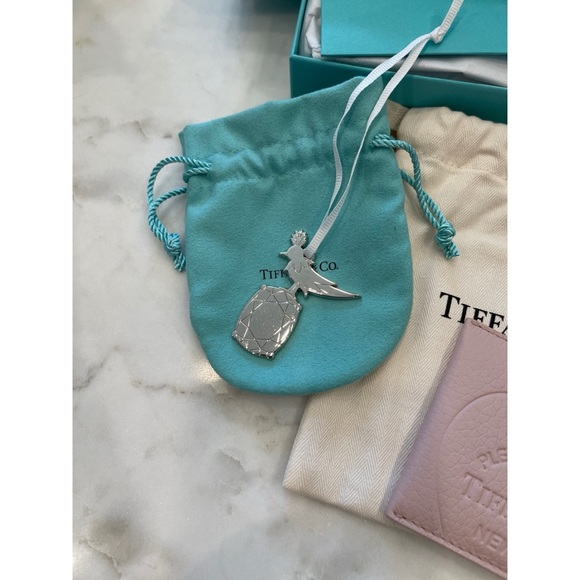 NEW Authentic Tiffany & Co. Leather Card Case, Charm Ornament, & Dust Pouches - Picture 9 of 10